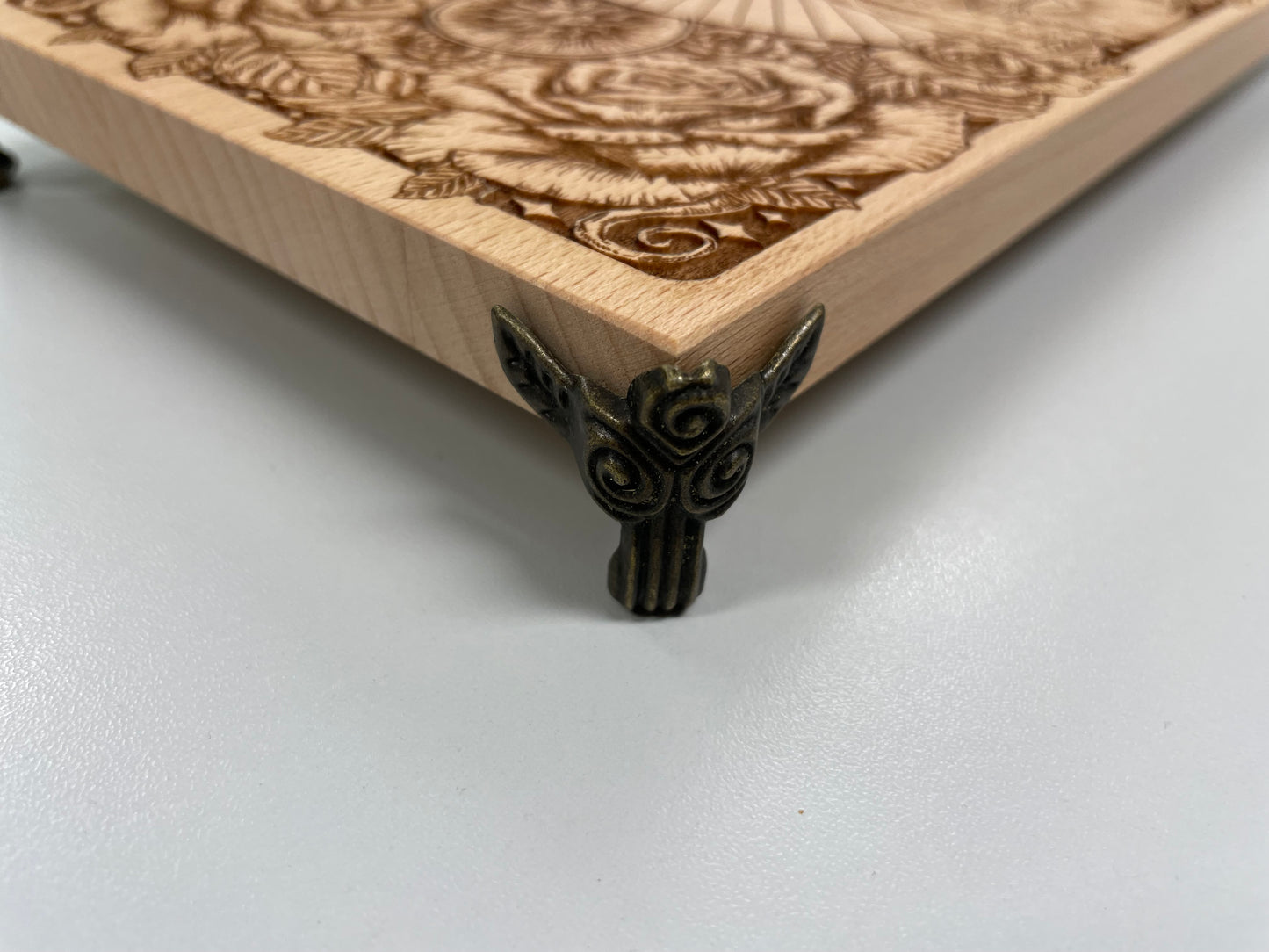 Día de los Muertos Altar Table – Solid Beech Wood Engraved Ritual Board with Santa Muerte & Floral Motifs