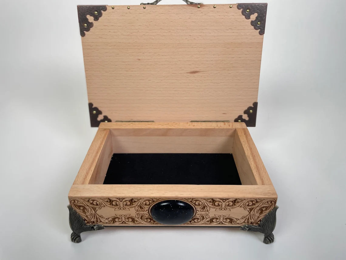 Bram Stoker Dracula Quote BOX, I have crossed oceans of time to find you, Wood engraving, Not a print, luxury Dracula gift. - Forgotten Engravings bram-stoker-dracula-quote-box-i-have-crossed