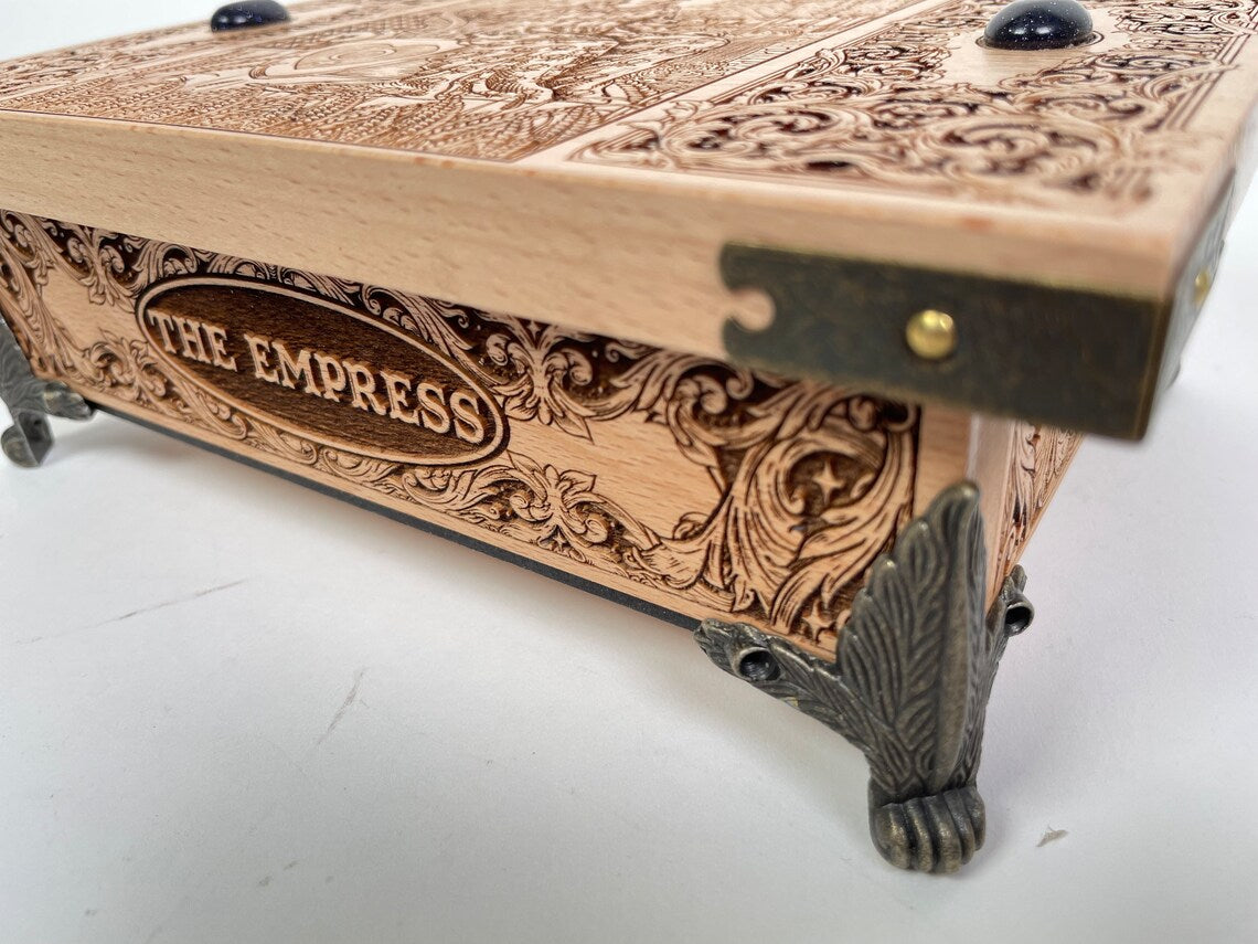 tarot deck organizer engraved with The Empress