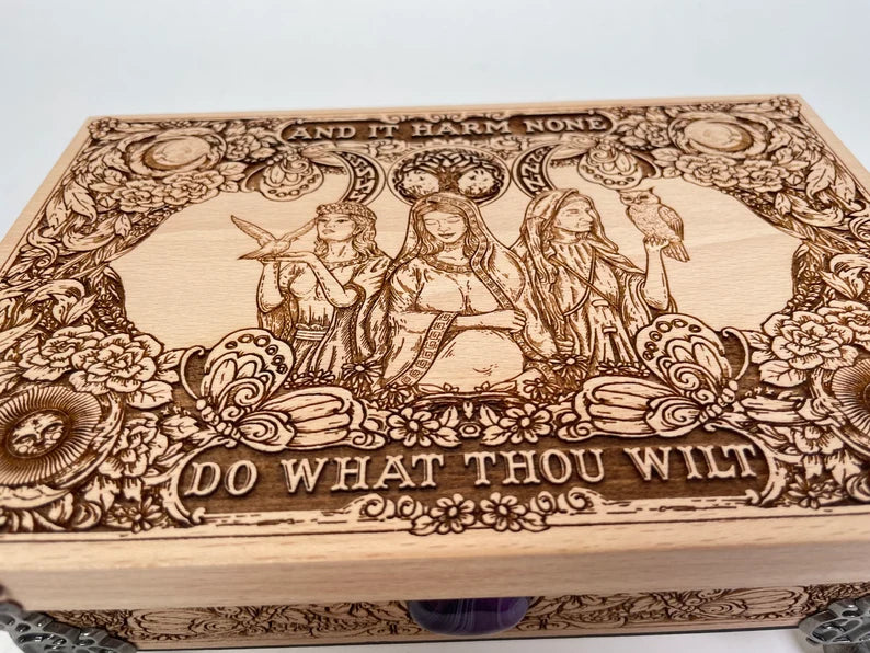 Tarot box wood, wiccan design, crystal holder with triple moon, Do What Thou Wilt box, wiccan altar box. - Forgotten Engravings tarot-box-wood-wiccan-design-crystal-holder-with-triple-moon-do