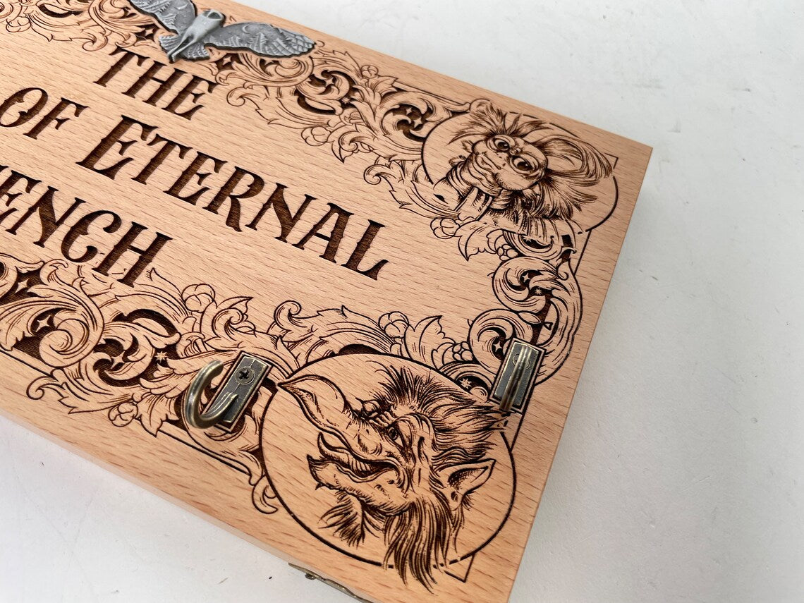 Labyrinth gift key holder, the bog of eternal stench, key holder for wall David Bowie Labyrinth Ludo labyrinth worm, labyrinth the movie art. - Forgotten Engravings