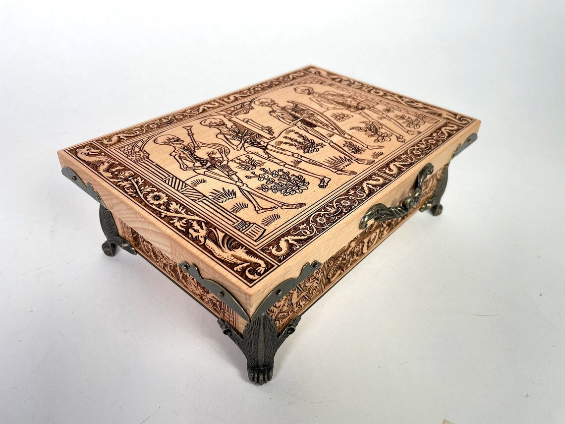 Danse Macabre jewelry box engraved in solid wood with medieval Dance of Death artwork
