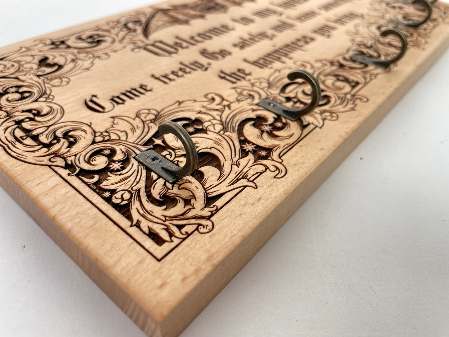 Dracula Quote Welcome Key Holder – “Welcome to My House” Engraved Wooden Wall Sign