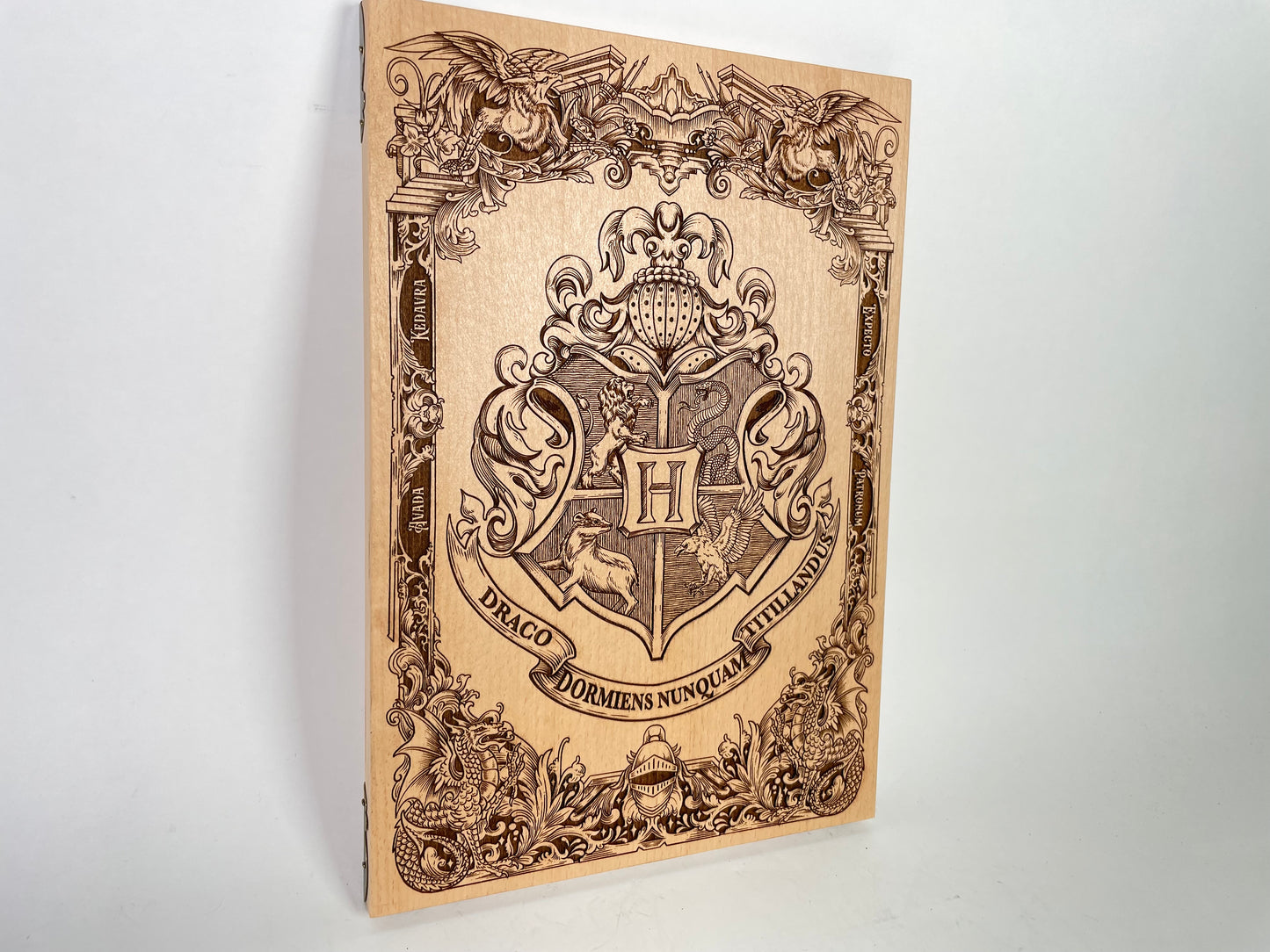 Harry Potter Crest carved in wood wall decor, hogwarts home decor 32/22cm - Forgotten Engravings