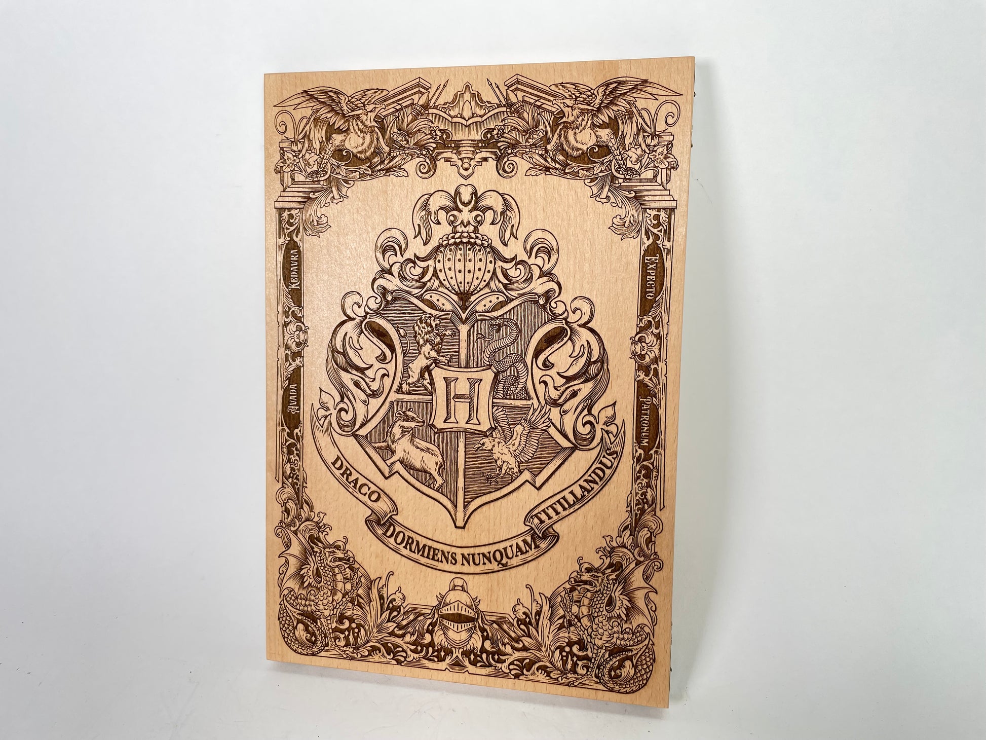 Harry Potter Crest carved in wood wall decor, hogwarts home decor 32/22cm - Forgotten Engravings