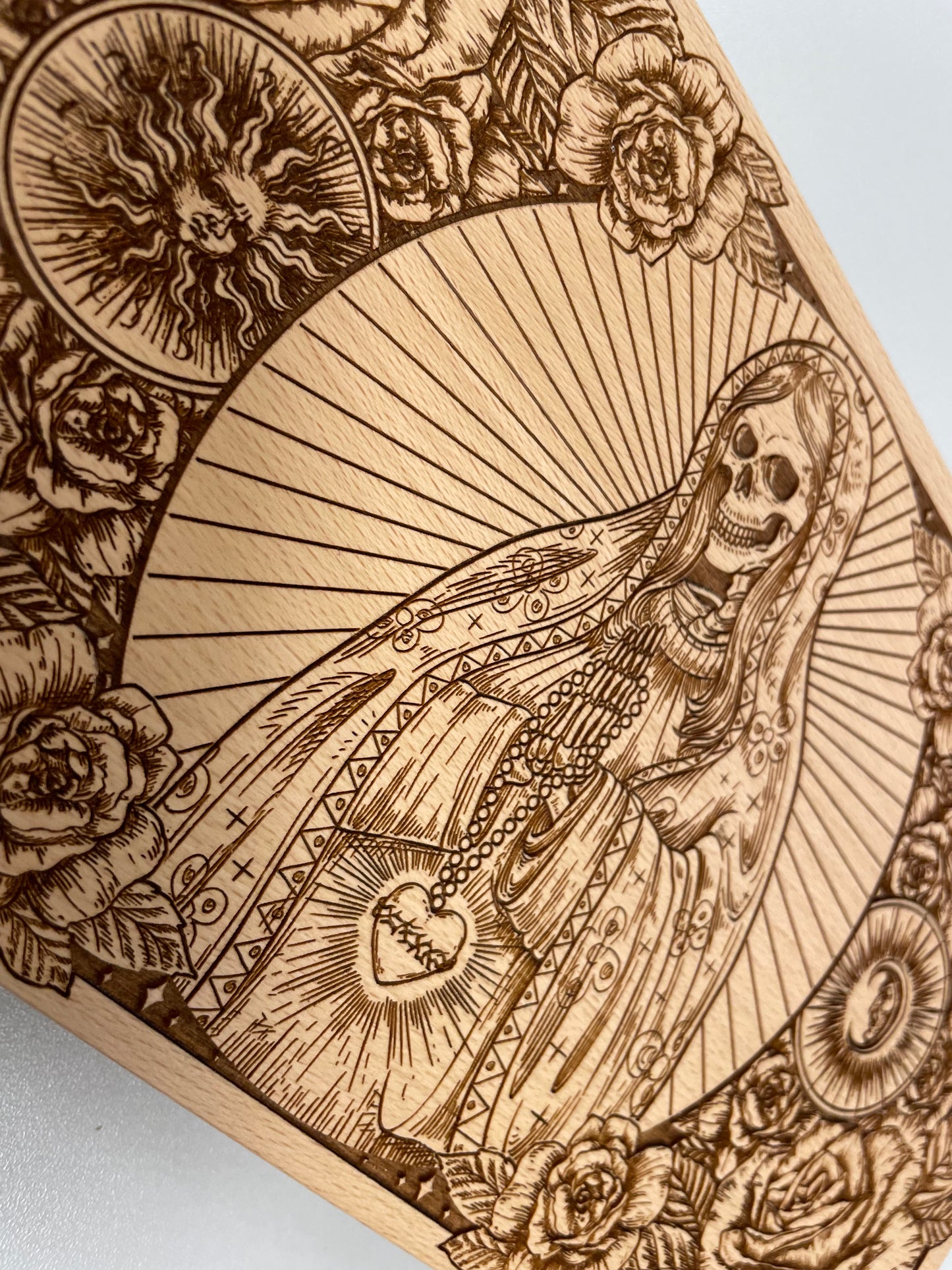 Día de los Muertos Altar Table – Solid Beech Wood Engraved Ritual Board with Santa Muerte & Floral Motifs