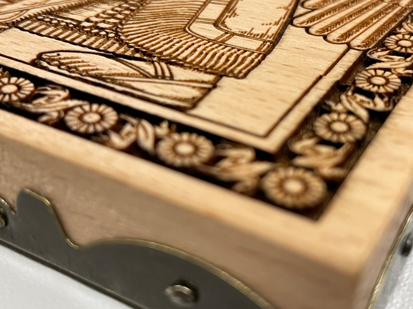 Anunnaki Winged Sumerian God Wall Art – Persian Tree of Life Engraved  Board (Ancient Aliens)