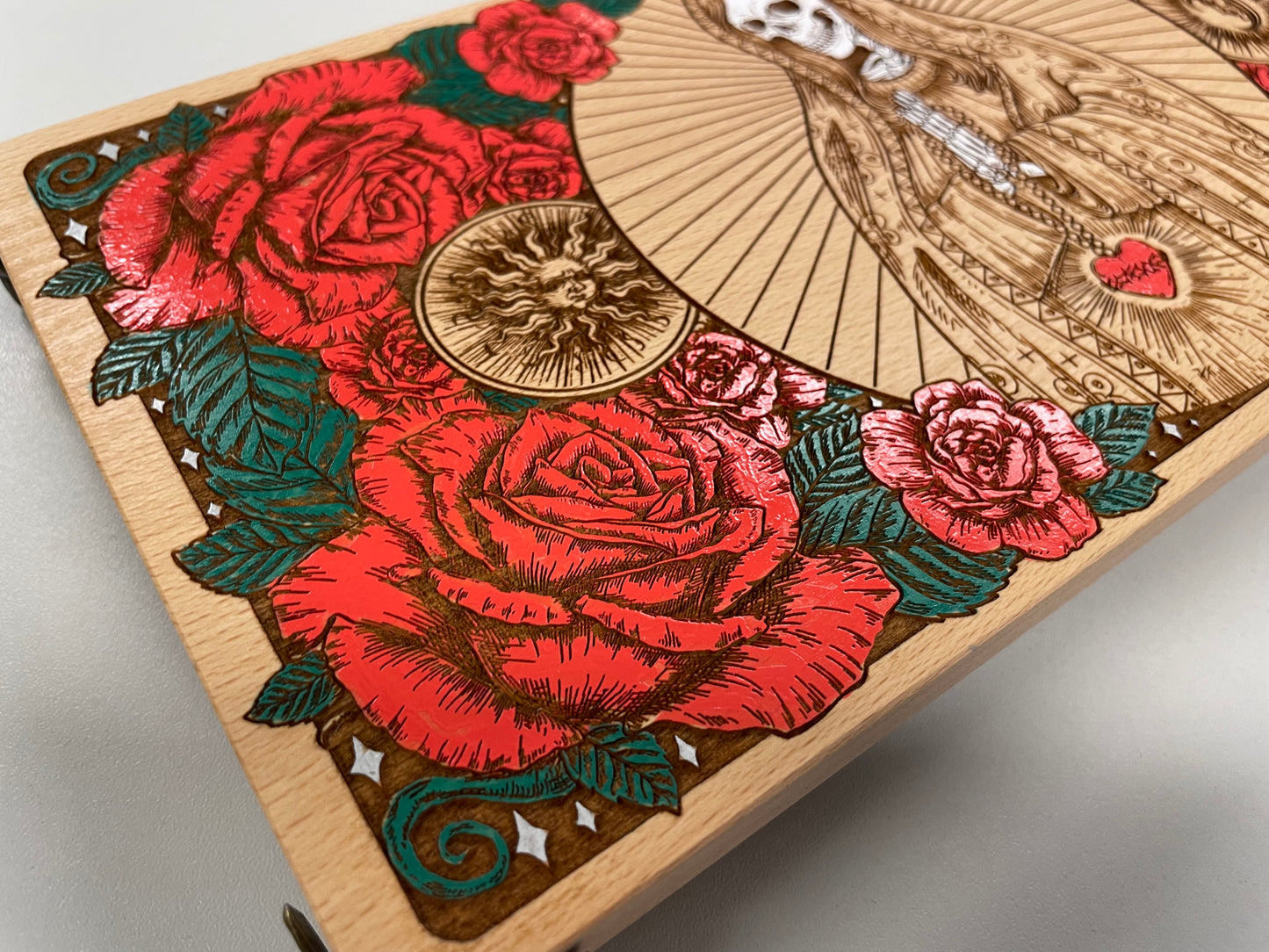 Día de los Muertos Altar Table – Solid Beech Wood Engraved Ritual Board with Santa Muerte & Floral Motifs