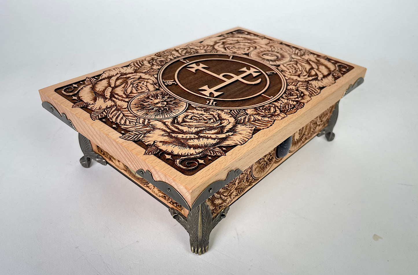 Lilith Sigil Altar Box – Engraved Wooden Ritual Storage for Witchcraft & Occult Practice