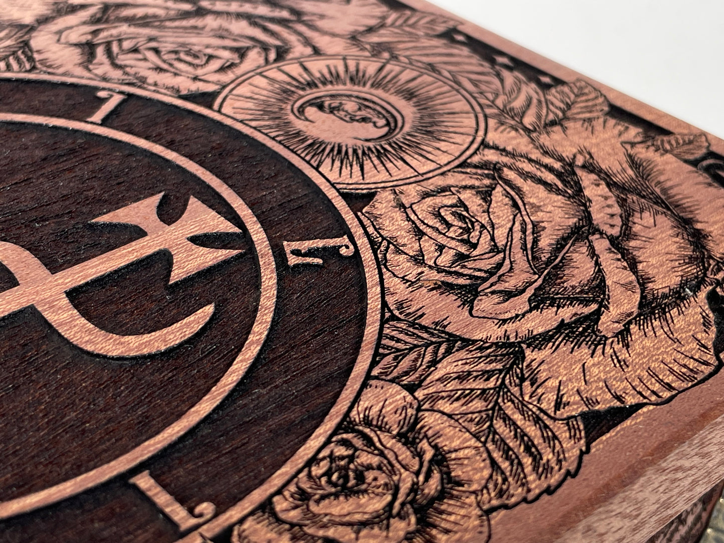 Lilith Sigil Altar Box – Engraved Wooden Ritual Storage for Witchcraft & Occult Practice Mahogany