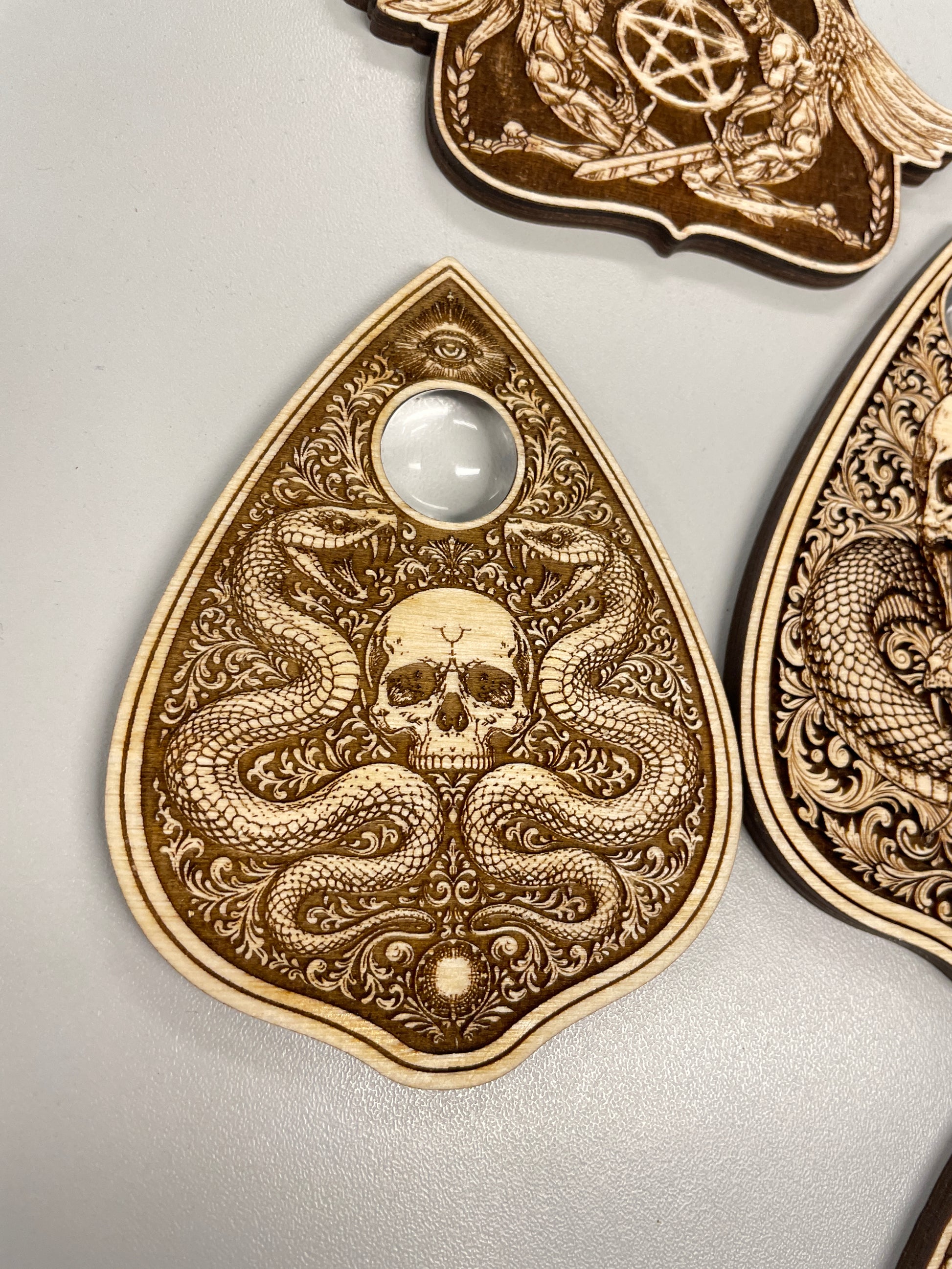 Ouija Planchette Set – Functional Engraved Wooden Spirit Board Planchettes Gothic Occult Collection - Forgotten Engravings